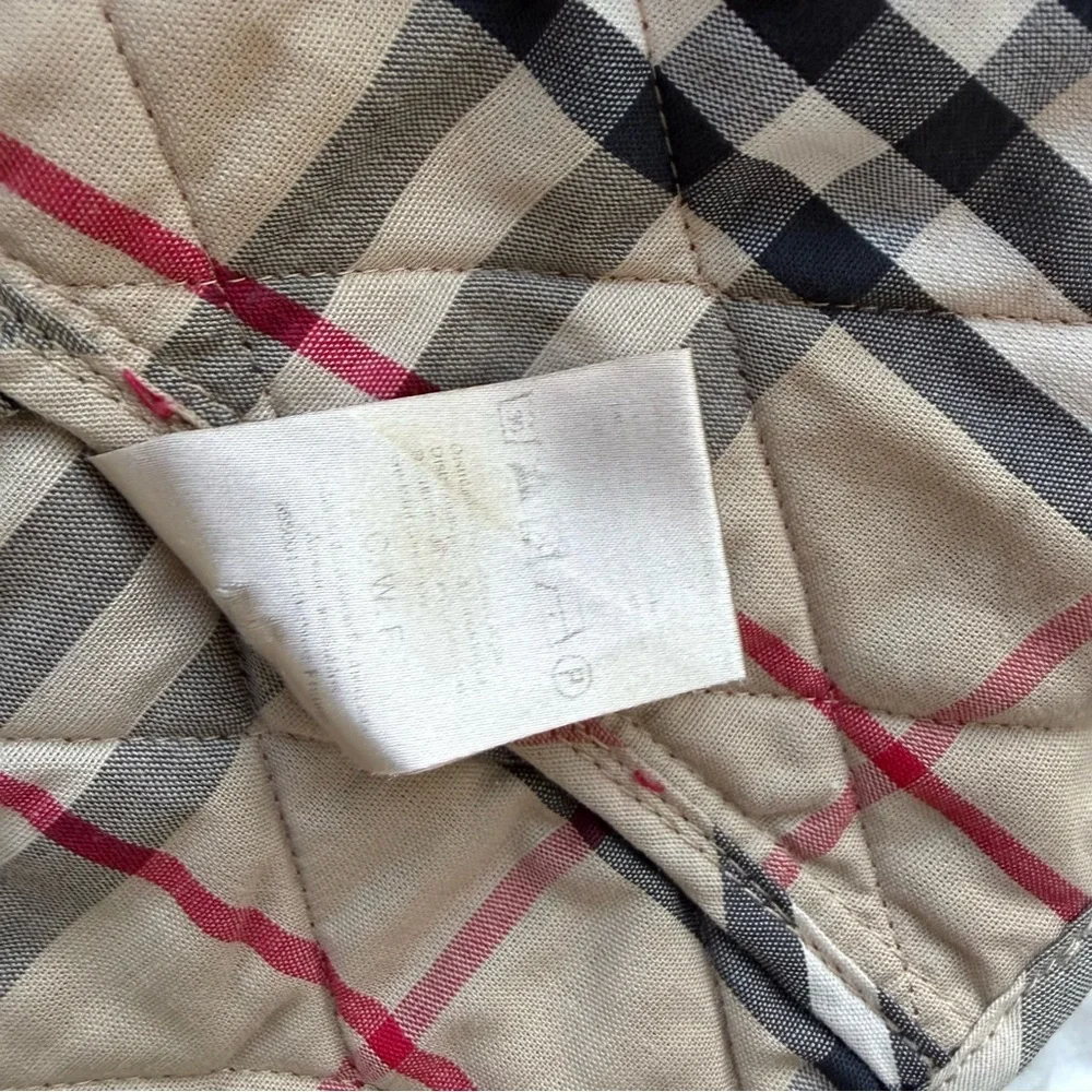 Burberry Kid Vest jacket ligntly fleeced 6T Burberry black - Picture 3 of 3